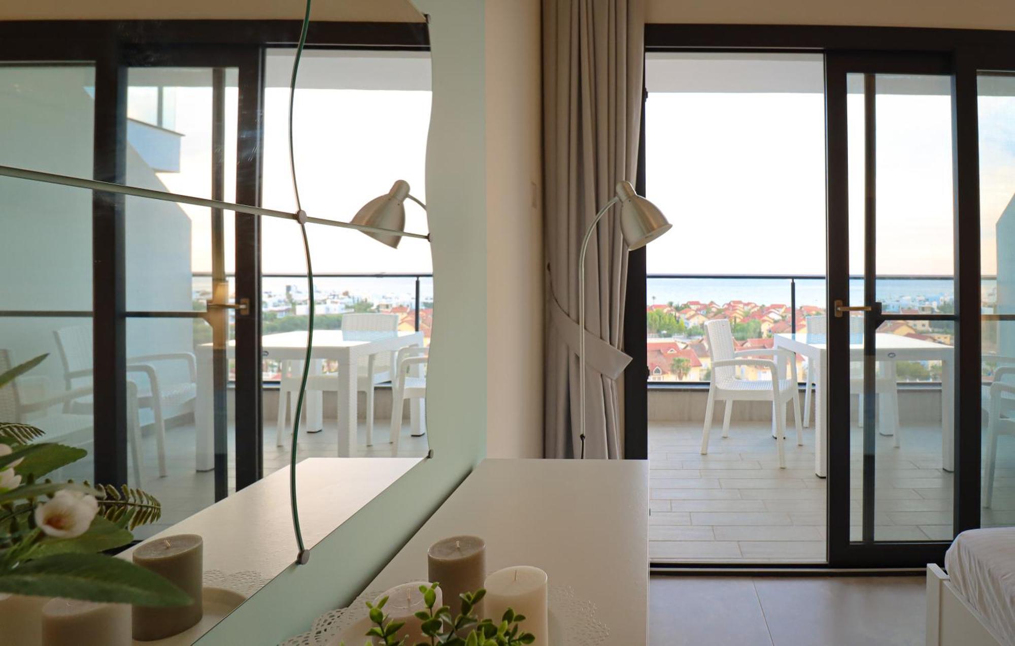 Terra Apartments In Caesar Blue Resort, Fixed Lunch Till 3Pm, Gym, Heated Pool, Sauna, Kids Club Rizokarpaso Ngoại thất bức ảnh
